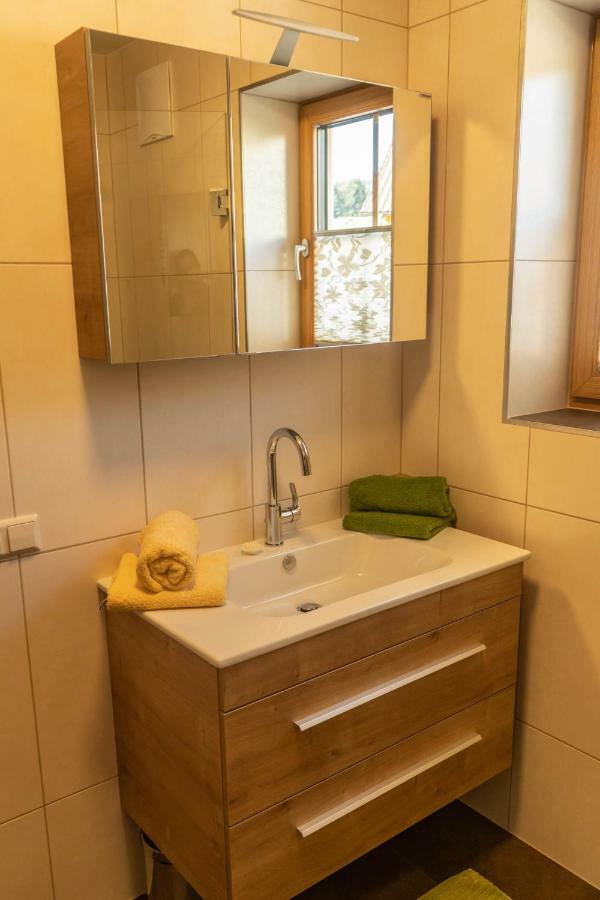 Biobauernhof Gast Apartamento Mariapfarr Exterior foto