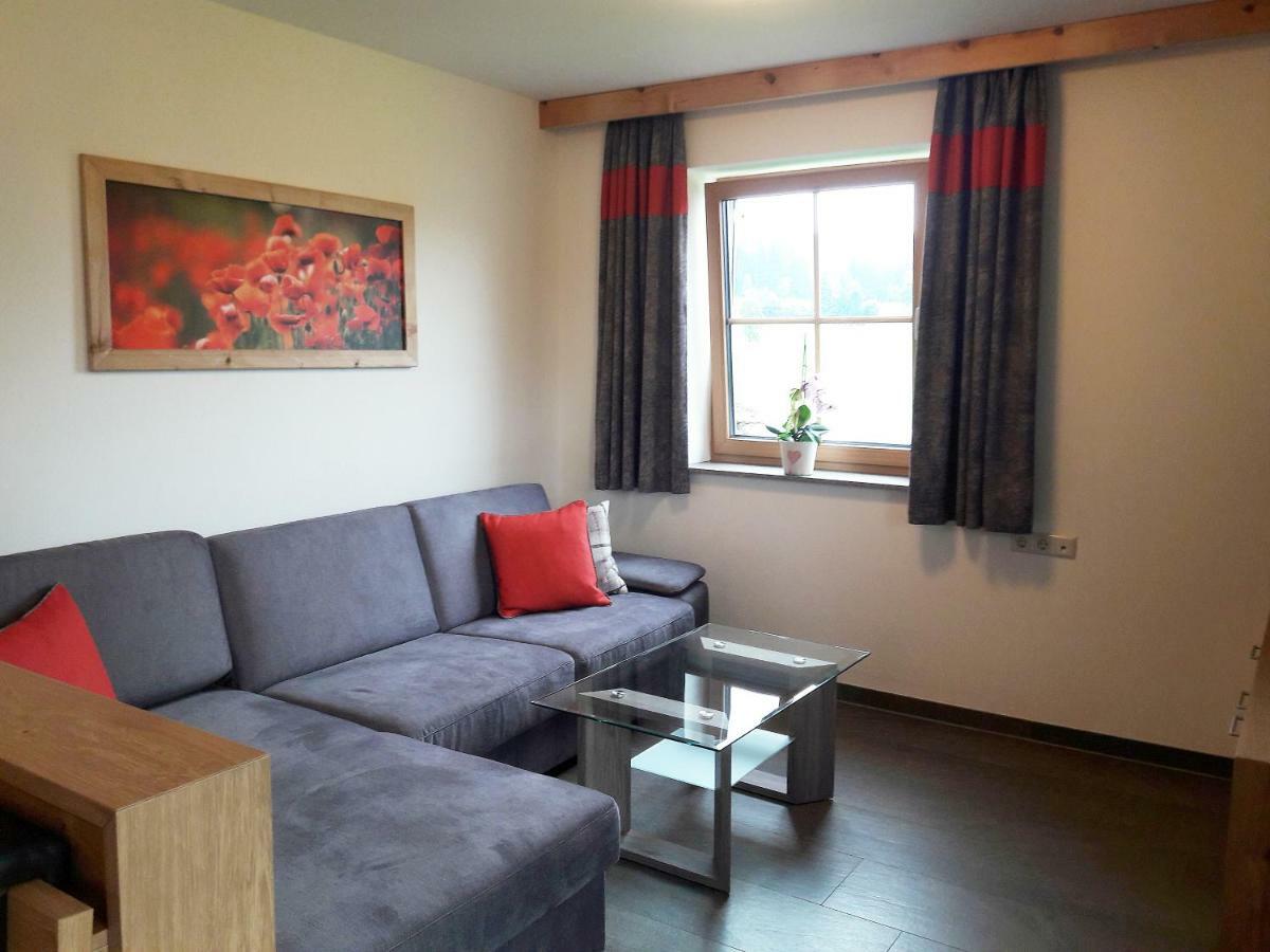 Biobauernhof Gast Apartamento Mariapfarr Exterior foto